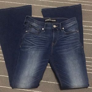 Express jeans Bella flare mid rise 4s